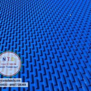 Băng tải nhám thùng