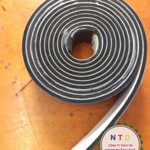 Băng tải pvc 2mm dán muốt 6mm